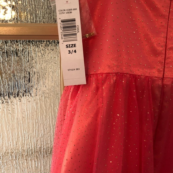 Homecoming dress - Picture 3 of 3